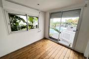 A louer grande villa F5 avec piscine, vue panoramique, jardin, parking pour 4 voitures à Bellepierre, proche CHU
