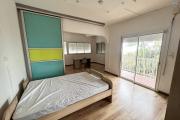 A louer grande villa F5 avec piscine, vue panoramique, jardin, parking pour 4 voitures à Bellepierre, proche CHU