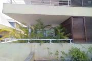 Superbe appartement 2 chambres avec jardinet au centre ville de l'Entre Deux
