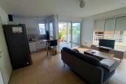 Superbe appartement 2 chambres avec jardinet au centre ville de l'Entre Deux
