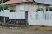 Magnifique Villa F5 avec grande cour secteur résidentiel...