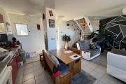 Bel appartement T3 Duplex de 71 m2 utiles avec varangue et pleine vue mer imprenable de toutes les pieces.