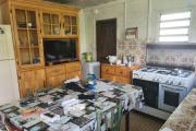 A vendre villa à rénover totalement de type F4 d'environ 90 m² sur un grand terrain d'environ 900 m² le Tampon Bras de Pontho