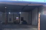 GRAND HANGAR, LOCAL COMMERCIAL EN LOCATION 300 M2