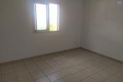 A LOUER VILLA F8/9 DE 160 M2 HABITABLE AVEC PISCINE ET BELLE VUE MER A ST PAUL