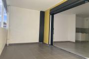 Vend bel appartement spacieux et lumineux au centre ville de la Possession.