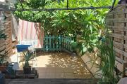 A louer à Saint Leu  appartement T3 en triplex, en rez de jardin ,  avec vue mer