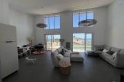 Grande maison de 2023 F4 (RDC) + bas de maison (RDJ) avec piscine, vues mer et montagne imprenables.