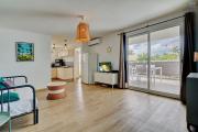 A LOUER APPARTEMENT F2 MEUBLE DE 50 M2 PROCHE DES PLAGES LA SALINE LES BAINS