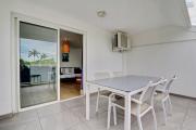 A LOUER APPARTEMENT F2 MEUBLE DE 50 M2 PROCHE DES PLAGES LA SALINE LES BAINS