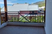 A louer au centre de Saint Leu appartement T3 en duplex dans une impasse calme
