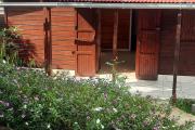 MAISON AVEC 2 CHAMBRES, PETIT JARDIN