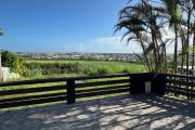 A louer Jolie Villa rénovée avec jardin clôturée sur riviere des roches Saint-Benoît