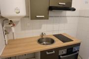 A LOUER un beau studio avec cour sur Sainte-Marie à 550 euros!!