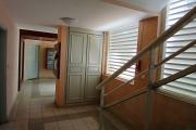 A LOUER un beau studio avec cour sur Sainte-Marie à 550 euros!!