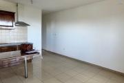 A louer cet jolie appartement de type F2 résidence INDRASANJIV à Domenjod Sainte Clotilde.