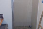 A louer appartement T2 meublé en rez de jardin face au lagon de Saint Leu - une vaste douche