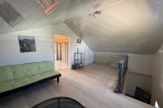 A Langevin une maison F4 + studio indépendant, vue mer, piscine hors sol, patio, à proximité de la route nationale et de l'océan.