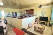 MAISON F4 SITUÉE À RIVIERE DU MAT LES BAS