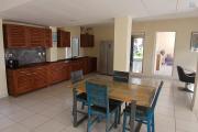A VENDRE SUPERBE VILLA  F4 IDEALEMENT SITUEE EN BORD DE MER DE SAINT-PAUL