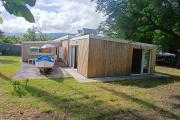A VENDRE SUPERBE VILLA  F4 IDEALEMENT SITUEE EN BORD DE MER DE SAINT-PAUL