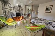 A SAISIR STUDIO A VENDRE SITUATION IDEALE BOUCAN CANOT