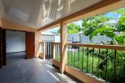 A vendre Villa F5 de 130 m2 avec grand garage à Sainte-Anne