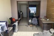 A vendre bel appartement  type T3 au centre ville de la Possession avec belle vue mer et montagne.