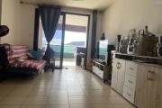 A vendre bel appartement  type T3 au centre ville de la Possession avec belle vue mer et montagne.