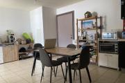 A vendre bel appartement  type T3 au centre ville de la Possession avec belle vue mer et montagne.