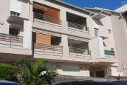 A louer appartement T2 meublé en rez de jardin face au lagon de Saint Leu