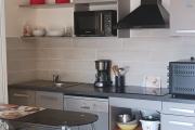 A louer appartement T2 meublé en rez de jardin face au lagon de Saint Leu