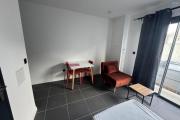 A louer studios neufs, meublés, haut de gamme, au centre ville du Tampon