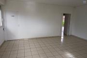 A LOUER un beau local professionnel ou commercial de 42 m2 sur Bernica à Saint-Gilles Les Hauts