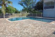 A LOUER APPARTEMENT T2 MEUBLEE DE 55 M2 DANS RESIDENCE AVEC PISCINE PROCHE DES PLAGES A LA SALINE LES BAINS