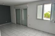 A louer bel appartement F2 au rdc dans résidence sécurisée à Cambuston Saint-André