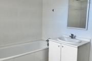 A vendre bel appartement de type F3 en rez de jardin, lumineux, spacieux sur la résidence LA GOELETTE à Sainte Clotilde.