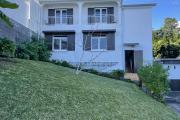 À vendre maison de type F7 - façade avant