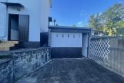 À vendre maison de type F7 - vue garage extèrieur