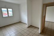 A louer Villa Maison jumelée de type F5 dans résidence sécurisée