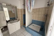 Bel appartement T3 entièrement rénové et climatisé de 78 m2 dans la résidence sécurisée les Terrasses de Bergame.