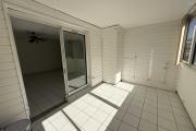 Bel appartement T3 entièrement rénové et climatisé de 78 m2 dans la résidence sécurisée les Terrasses de Bergame.