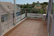 A LOUER APPARTEMENT T3 DE 78 M2 AVEC JARDIN A LA SALINE LES BAINS