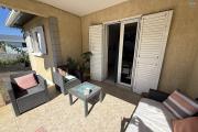 Maison en parfait état constituée de deux logements T4 + T2 implantés sur 625 m2 de terrain pleine vue mer.
