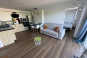 Maison en parfait état constituée de deux logements T4 + T2 implantés sur 625 m2 de terrain pleine vue mer.
