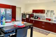  À vendre : Magnifique villa familiale avec piscine et vue panoramique - La Montagne