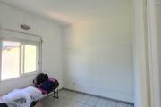 PETITE MAISON AVEC 1 CHAMBRE, JARDIN