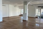 Local commercial/professionnel Centre ville Saint-Pierre