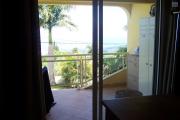 A vendre magnifique appartement de Type F2 d'environ 55 m² dans résidence avec piscine la Tampon 14 éme