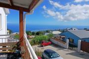 A LOUER appartement de type T3 + cour sur Trois Bassins
